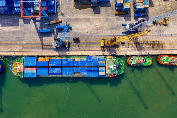 Understanding FCL: Full Container Load Shipping Explained